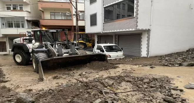 GÜNCELLEME - Giresun’da sağanak su baskınlarına neden oldu