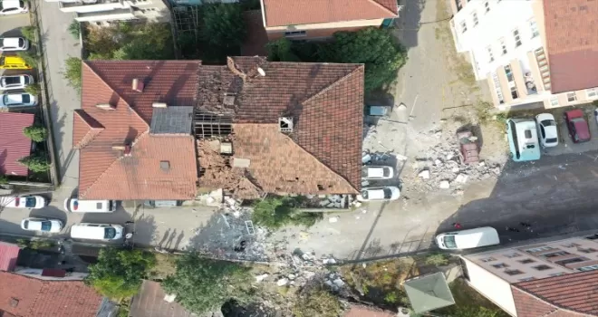 GÜNCELLEME - Karabük'te doğal gaz kaynaklı patlamada 4 kişi yaralandı