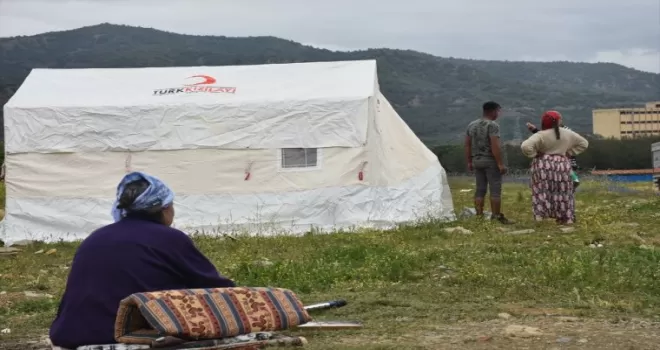 GÜNCELLEME- Sinop’ta sağanak su baskınlarına neden oldu