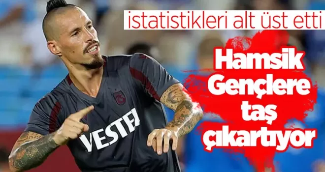 Hamsik gençlere taş çıkartıyor