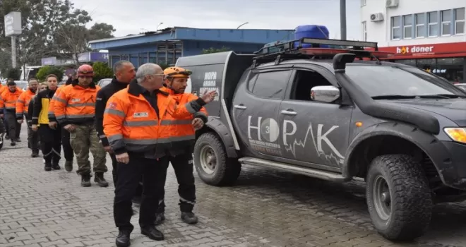 Hopa Arama Kurtarma ekibi deprem bölgesinden Artvin’e döndü