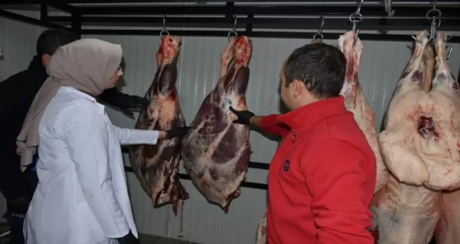 İskilip’te et ürünleri satan yerler denetlendi