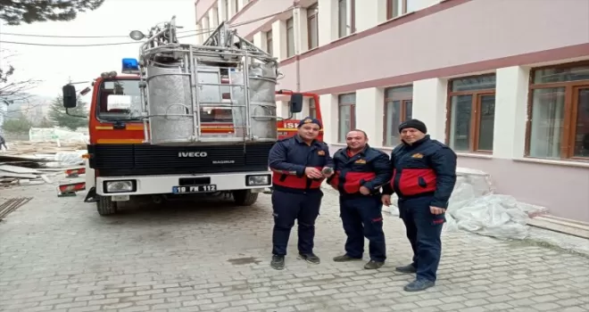 İskilip'te itfaiyenin kurtardığı baykuş ve güvercin doğaya salındı
