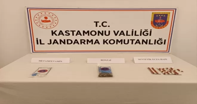 İstanbul’dan Kastamonu’ya uyuşturucu getiren 2 kişi yakalandı