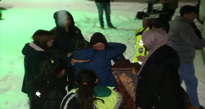 Kahramanmaraş'tan 17 depremzede Kastamonu'ya getirildi