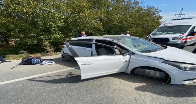 Karabük'te 2 trafik kazasında 3 kişi yaralandı