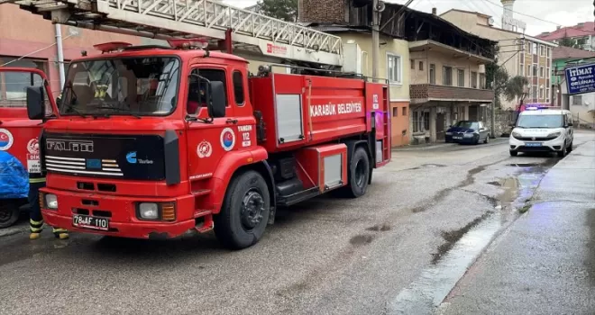 Karabük’te apartman dairesinde çıkan yangın hasara yol açtı