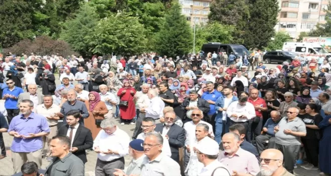 Karabük’te hacı adayları kutsal topraklara uğurlandı