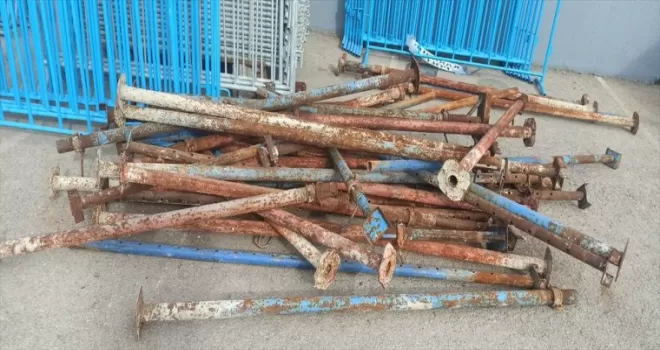 Karabük’te öğrenci yurdu inşaatından hırsızlık yapan 2 zanlı tutuklandı
