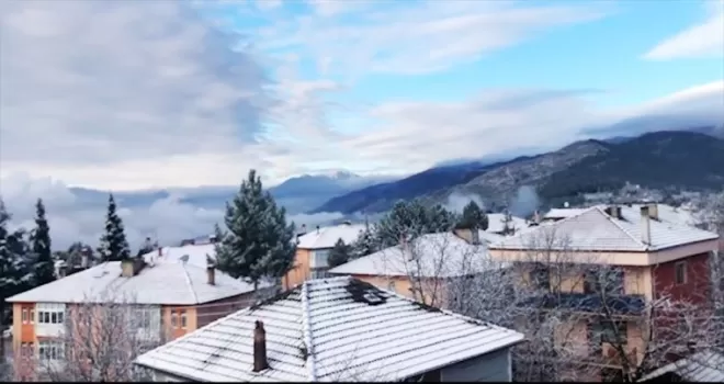 Karabük’ün yüksek kesimlerine kar yağdı