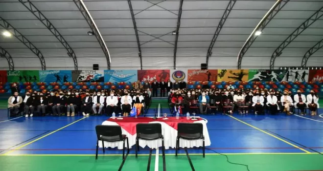 Karabük Valisi Gürel, köylüler ve öğrencilerle buluştu