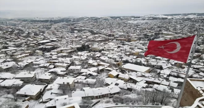 Karadeniz Bölgesi'nde kar yağışı etkili oldu