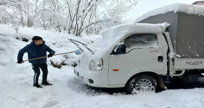 Karadeniz'de 6 ilde 331 yerleşim birimine ulaşım sağlanamıyor