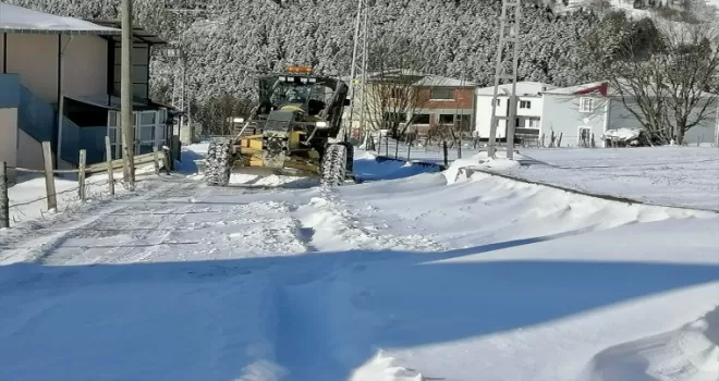 Karadeniz'deki 5 ilde 575 yerleşim yerine ulaşım sağlanamıyor
