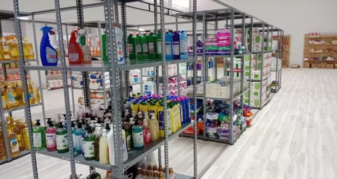Karadeniz Ereğli’de depremzedeler için sosyal market kuruldu