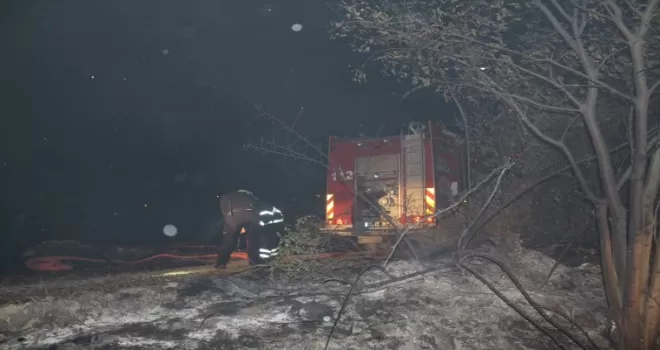 Kastamonu’da çıkan ot yangını sebebiyle bir evde hasar oluştu