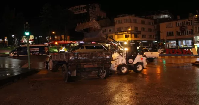 Kastamonu’da sağanak hayatı olumsuz etkiledi