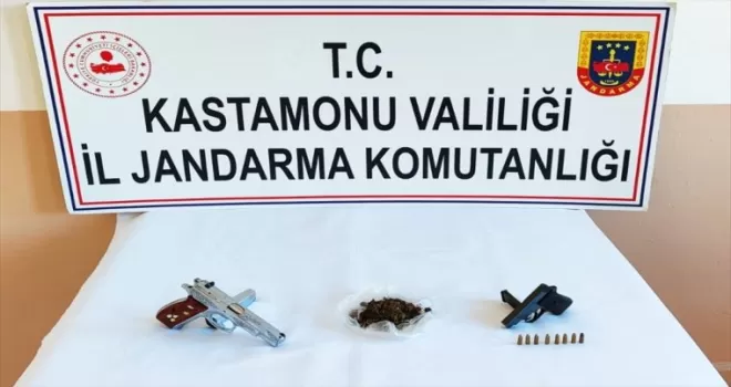 Kastamonu’da uyuşturucu operasyonunda 3 zanlı yakalandı
