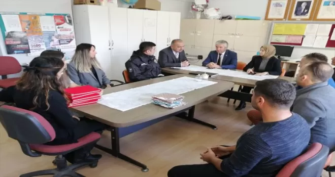 Kastamonu’nun ilçelerinde Öğretmenler Günü kutlandı