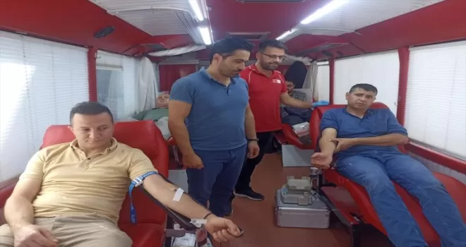 Kavak'ta düzenlenen kampanyada 51 ünite kan bağışı alındı