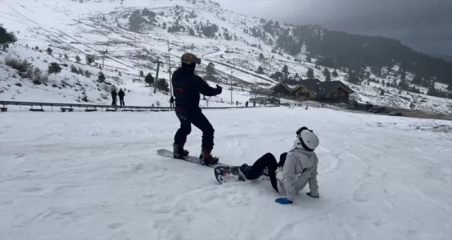 Kayakseverler hafta sonunu Kartalkaya’da değerlendirdi