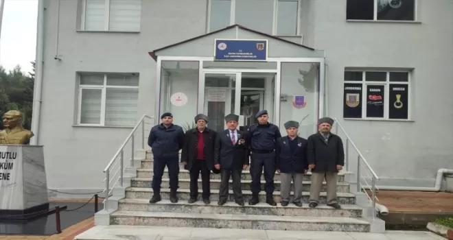 Kıbrıs gazilerinden Bafra İlçe Jandarma Komutanlığına ziyaret