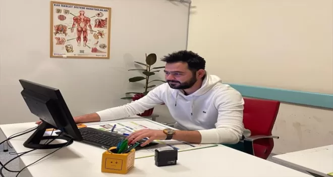 Kolunda 13 yıl önce oluşan şekil bozukluğu ameliyatla giderildi