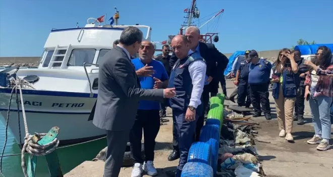 Kozlu Limanı’nda çevre farkındalığı sağlamak için dip temizliği yapıldı