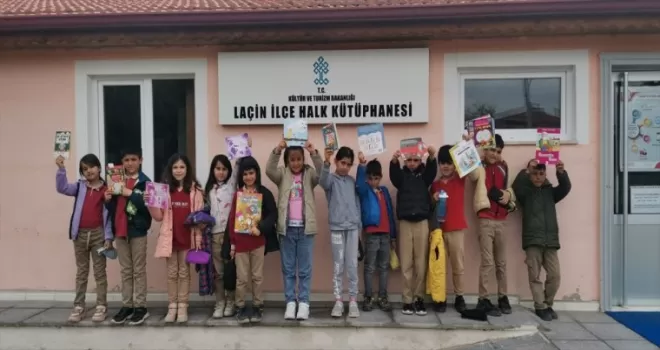 Laçin İlçe Halk Kütüphanesi’nde eğlenme ve öğrenme bir arada
