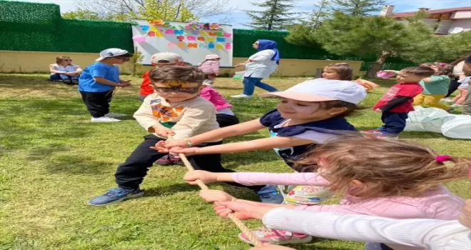 Ladik’te anaokulu öğrencileri için yaz şenliği düzenlendi