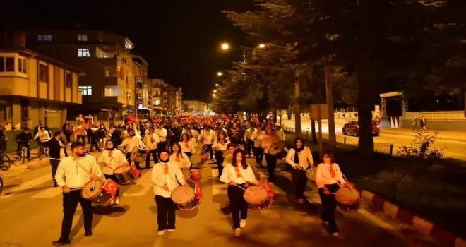 Ladik’te fener alayı düzenlendi