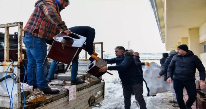 Ladik’ten deprem bölgesine yardım gönderildi