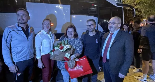 Lüksemburg Milli Kadın Futbol Takımı, Türkiye maçı için Çorum’a geldi