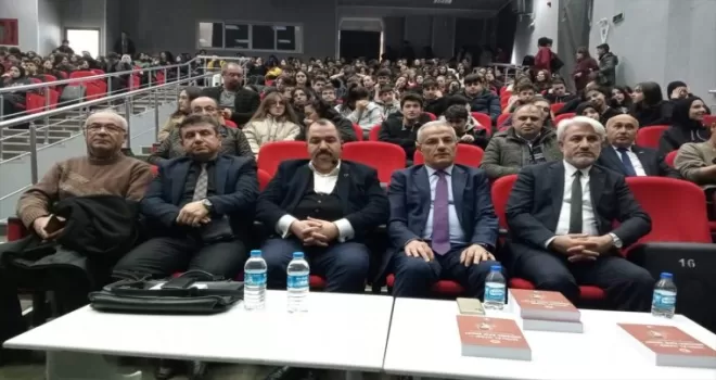 Mehmet Akif Ersoy, vefatının 87. yılında Merzifon’da anıldı