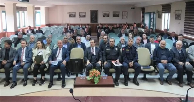 Merzifon'da muhtarlar toplantısı yapıldı