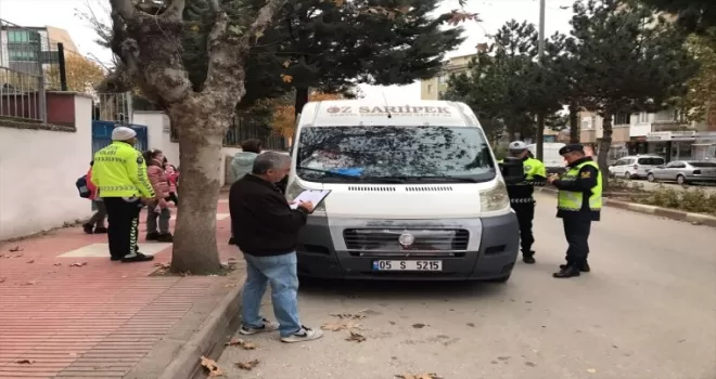 Merzifon’da okul servisleri denetlendi