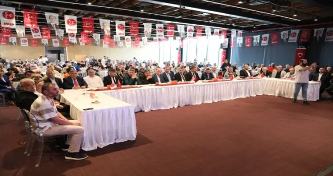 MHP İlkadım İlçe Kongresi’nde Yavuz Anuk başkan seçildi