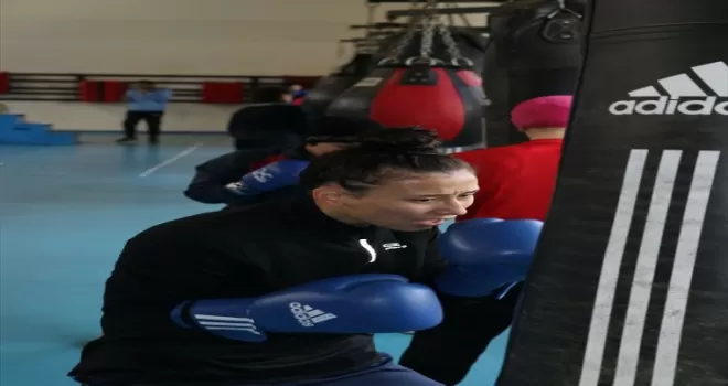 Milli boksörler Sıla ve Eda Nur'un hedefi Gençler Dünya Şampiyonası'nda zirve