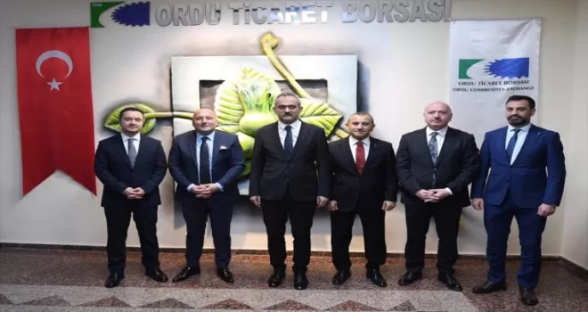 Milli Eğitim Bakanı Özer, Ordu Ticaret Borsasını ziyaret etti: