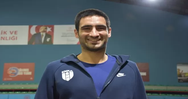 Milli tenisçi Cem İlkel'den ailelere "çocuklarınızı tenise yönlendirin" çağrısı: