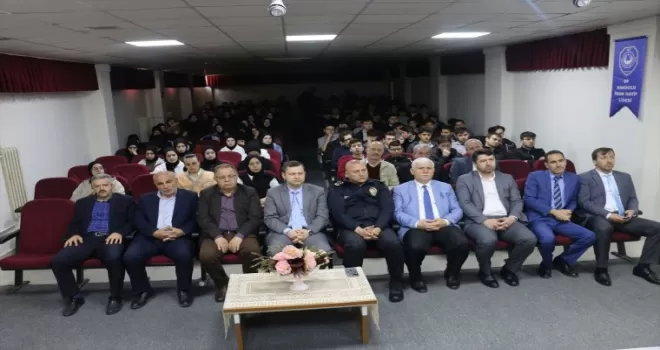 Of’ta deprem belgeseli gösterimi yapıldı