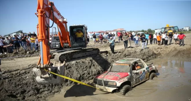Off-Road tutkunları Ordu'da yarıştı