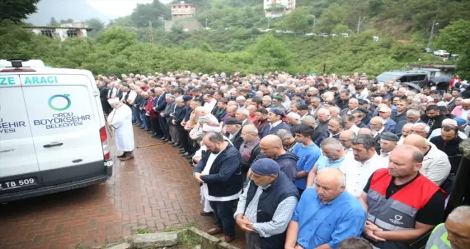 Ordu’da denizde bulunan kadının cenazesi defnedildi