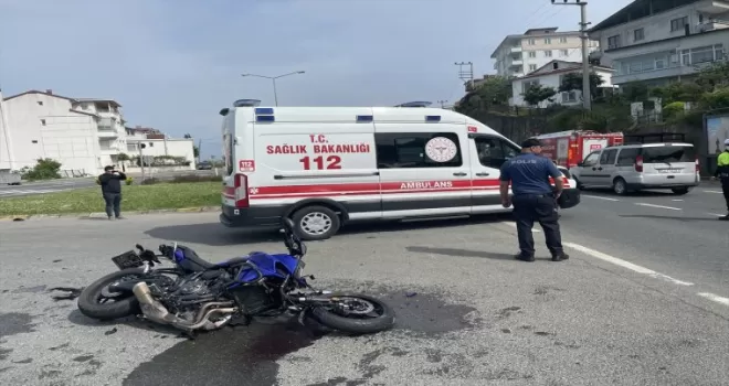 Ordu’da motosiklet ile otomobilin çarpışması sonucu 2 kişi yaralandı