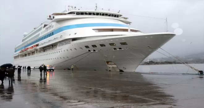 Ordu'ya gelen ilk kruvaziyer olan "Astoria Grande" törenle karşılandı