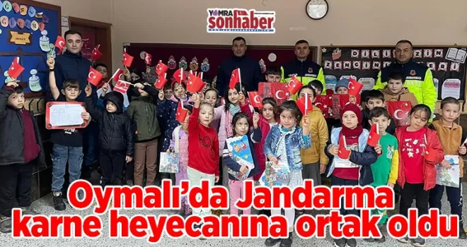 Oymalı’da Jandarma  karne heyecanına ortak oldu