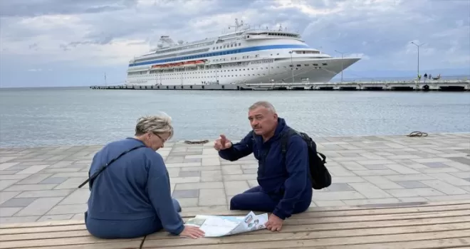 Panama bandıralı kruvaziyer “Astoria Grande“ Sinop’a geldi