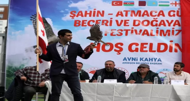 Rize'de atmaca ve şahin güzellik festivali düzenlendi