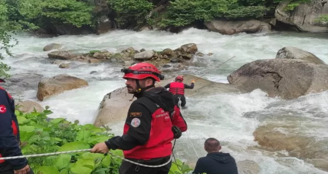 Rize’de kaybolan kadın ölü bulundu