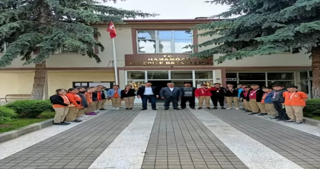 Şampiyon okçulardan Belediye Başkanı Bayrakdar’a ziyaret